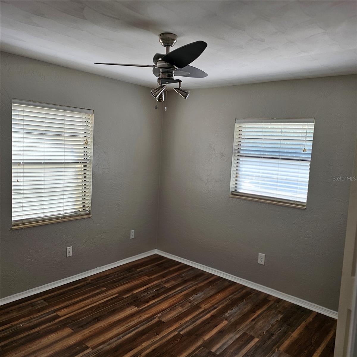 Image 37 of 71 For 1728 Lime Tree Drive