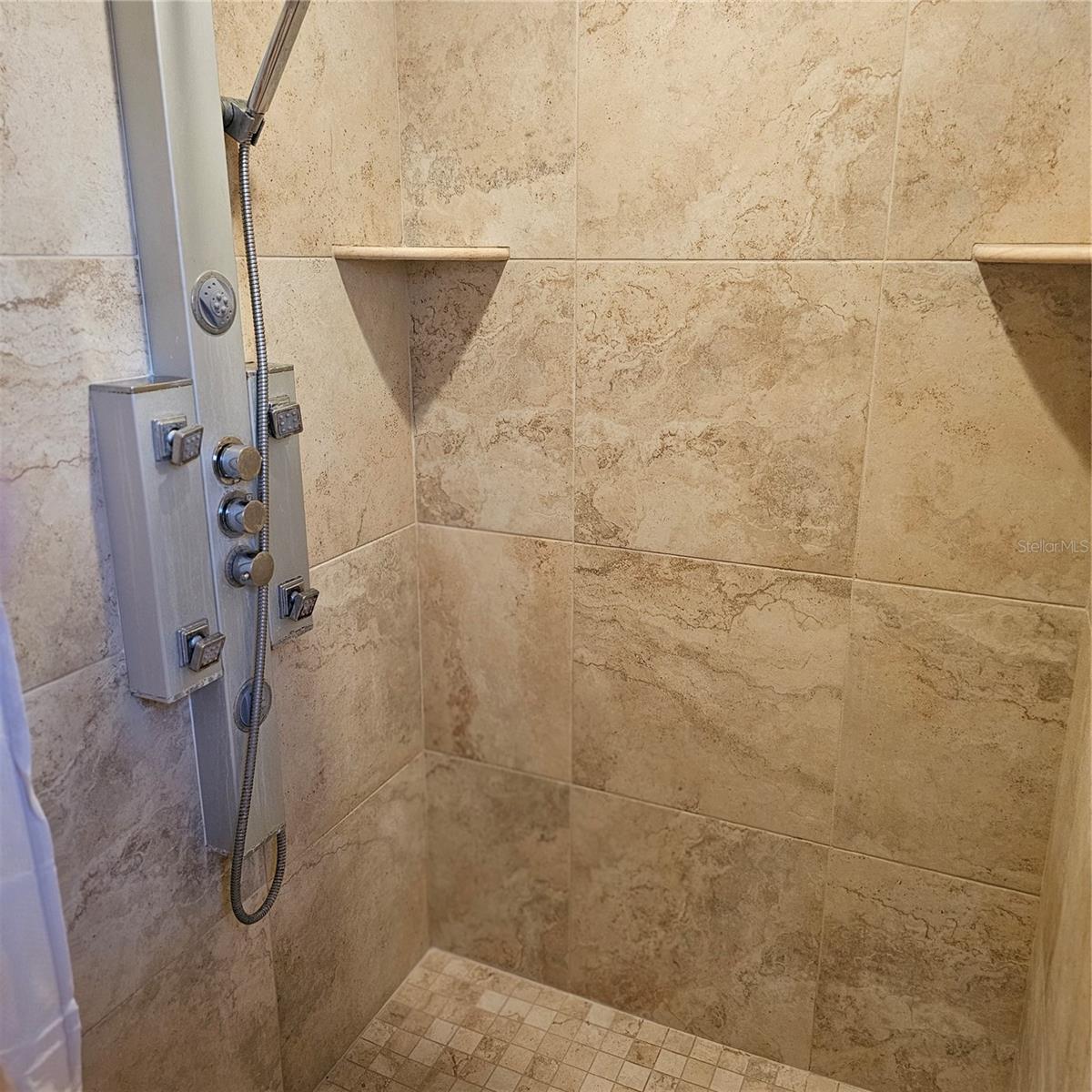 Image 54 of 71 For 1728 Lime Tree Drive