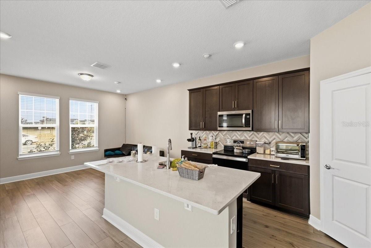 Image 11 of 30 For 14058 Frasier Street