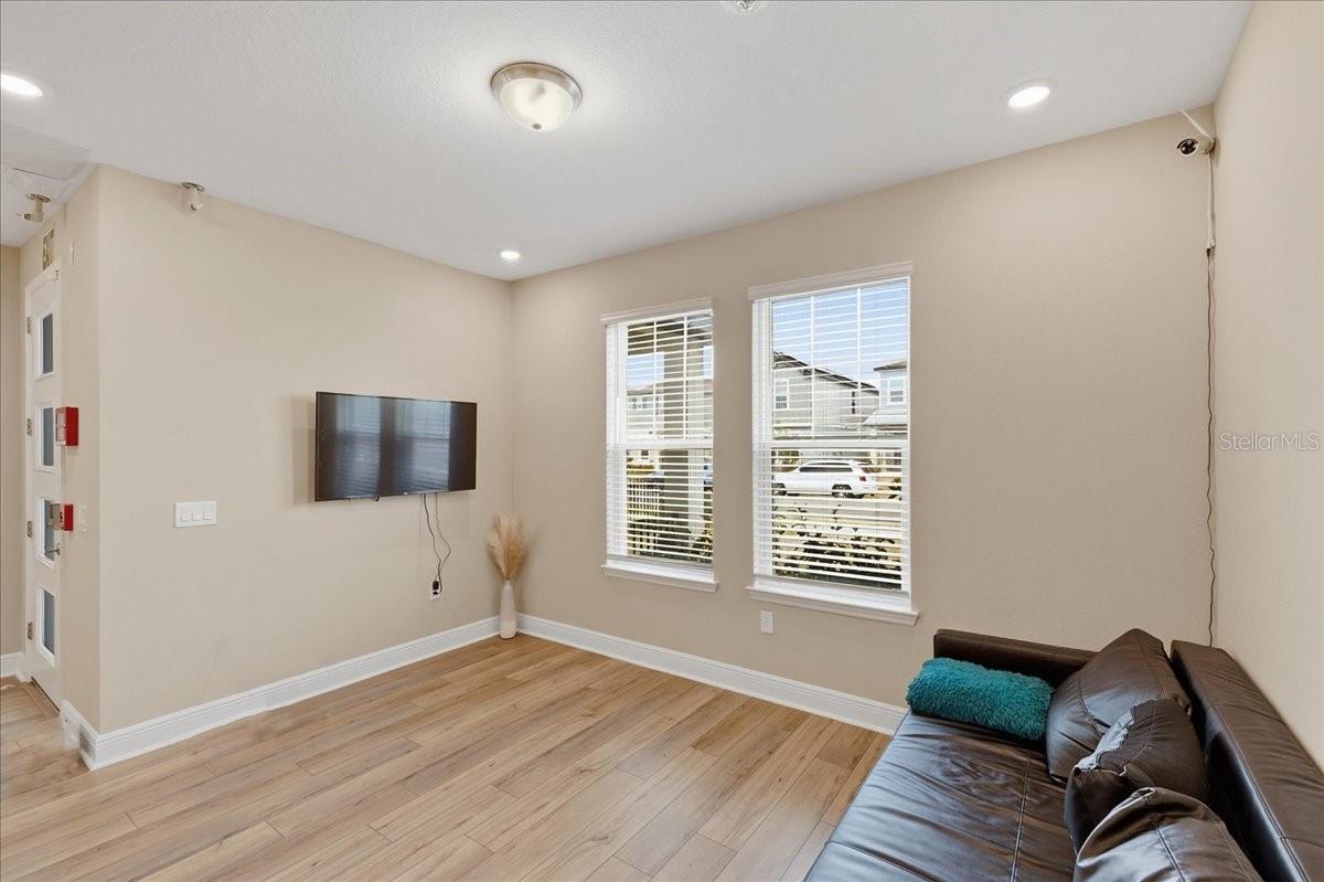 Image 8 of 30 For 14058 Frasier Street