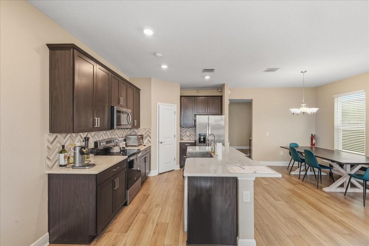 Image 9 of 30 For 14058 Frasier Street