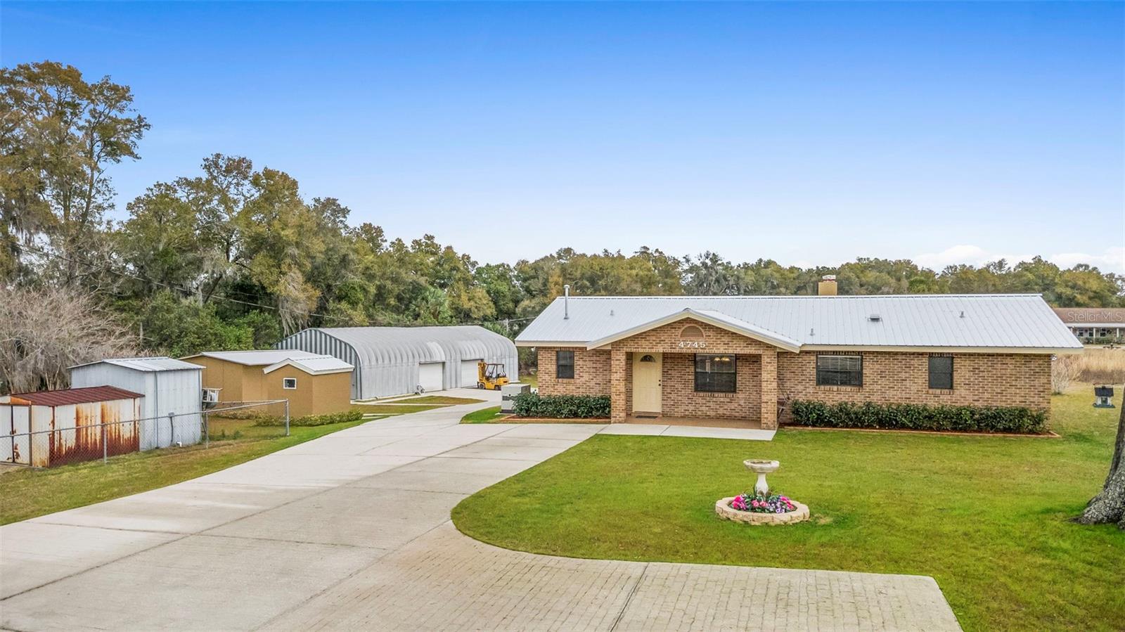 Image 2 of 46 For 4745 Grand Avenue