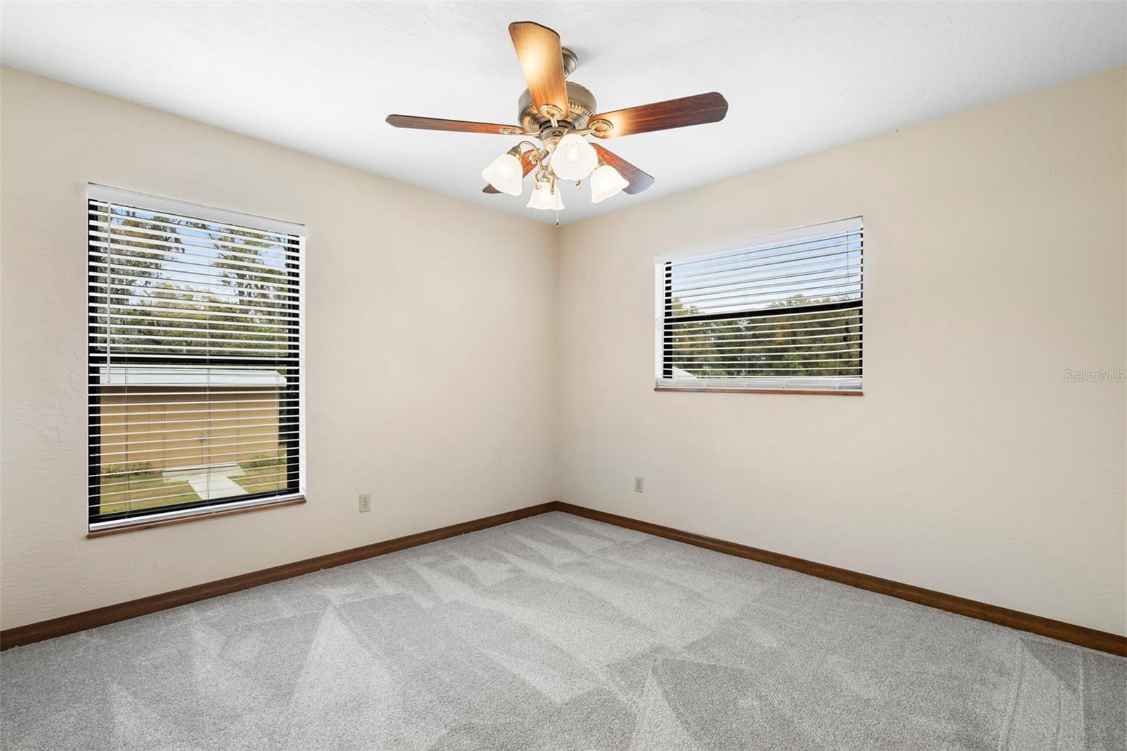 Image 31 of 46 For 4745 Grand Avenue