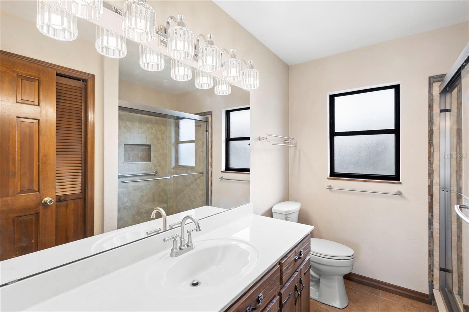 Image 37 of 46 For 4745 Grand Avenue