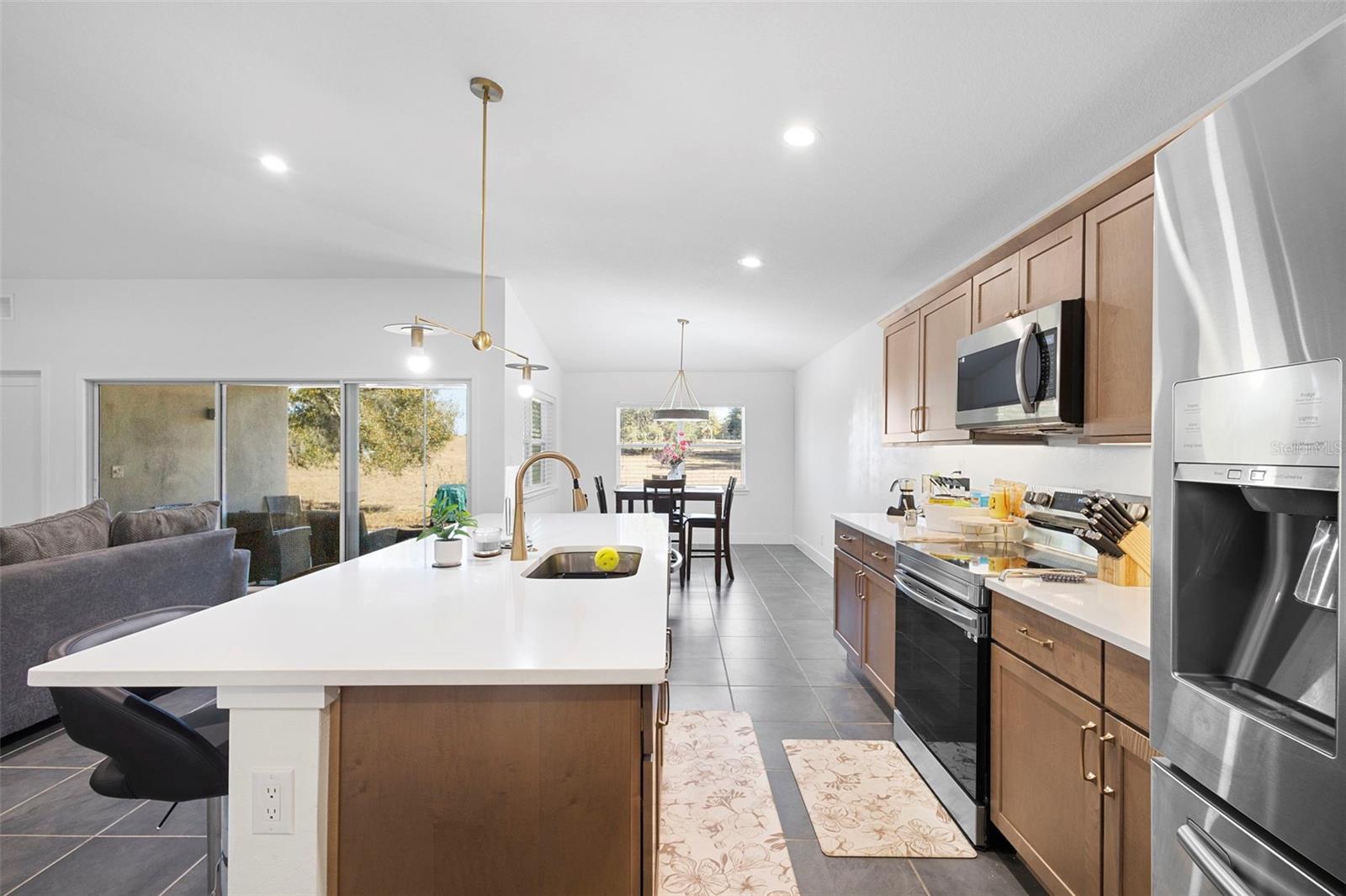 Image 14 of 35 For 1465 20th Street