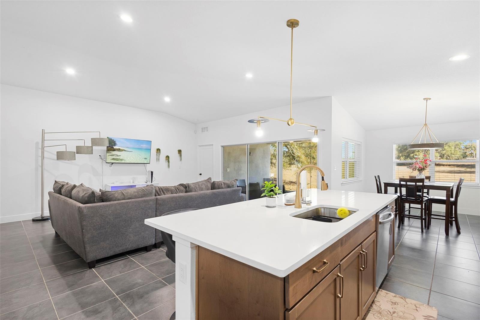 Image 15 of 35 For 1465 20th Street