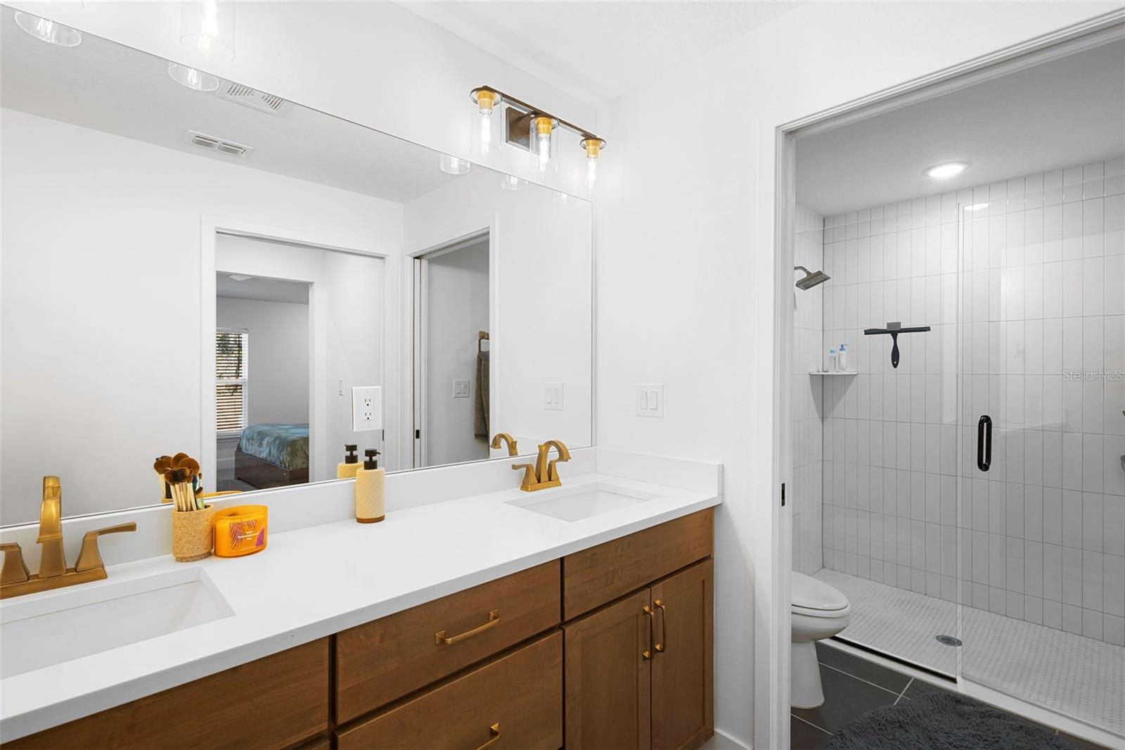 Image 25 of 35 For 1465 20th Street