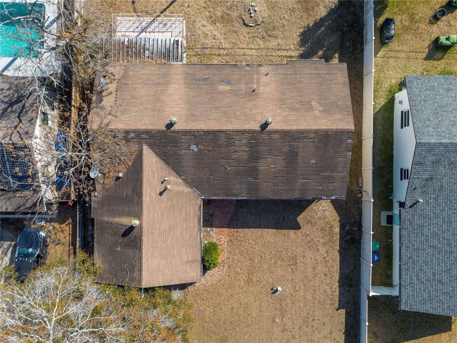 Image 3 of 37 For 937 Barbados Avenue