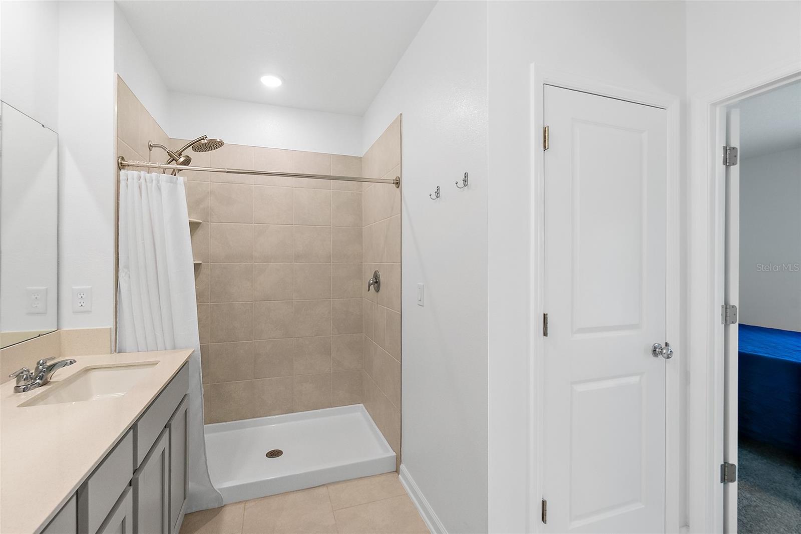 Image 13 of 23 For 2147 Green Valley Street