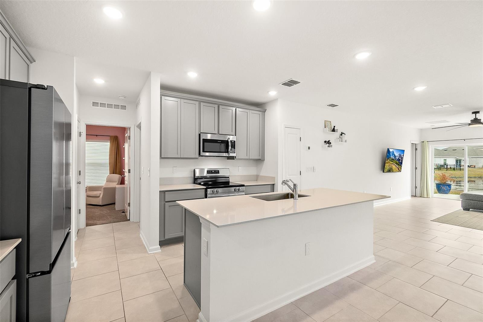 Image 2 of 23 For 2147 Green Valley Street