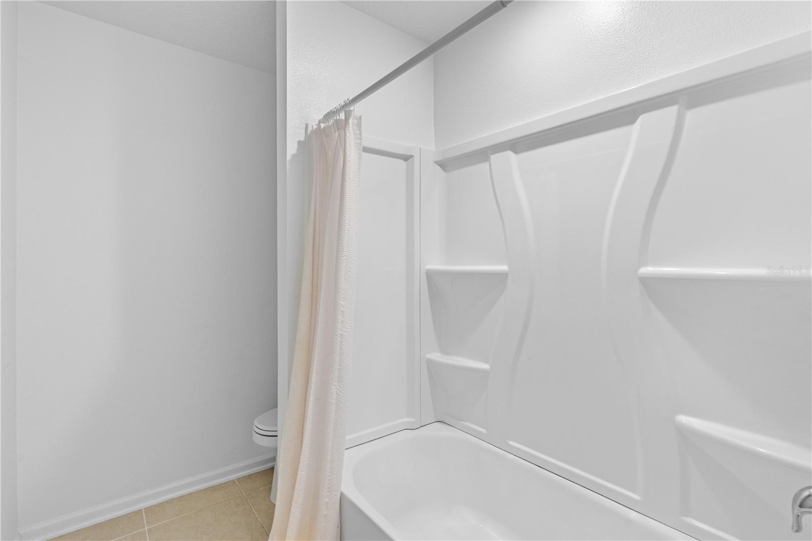 Image 37 of 47 For 1192 Belle Isle Lane