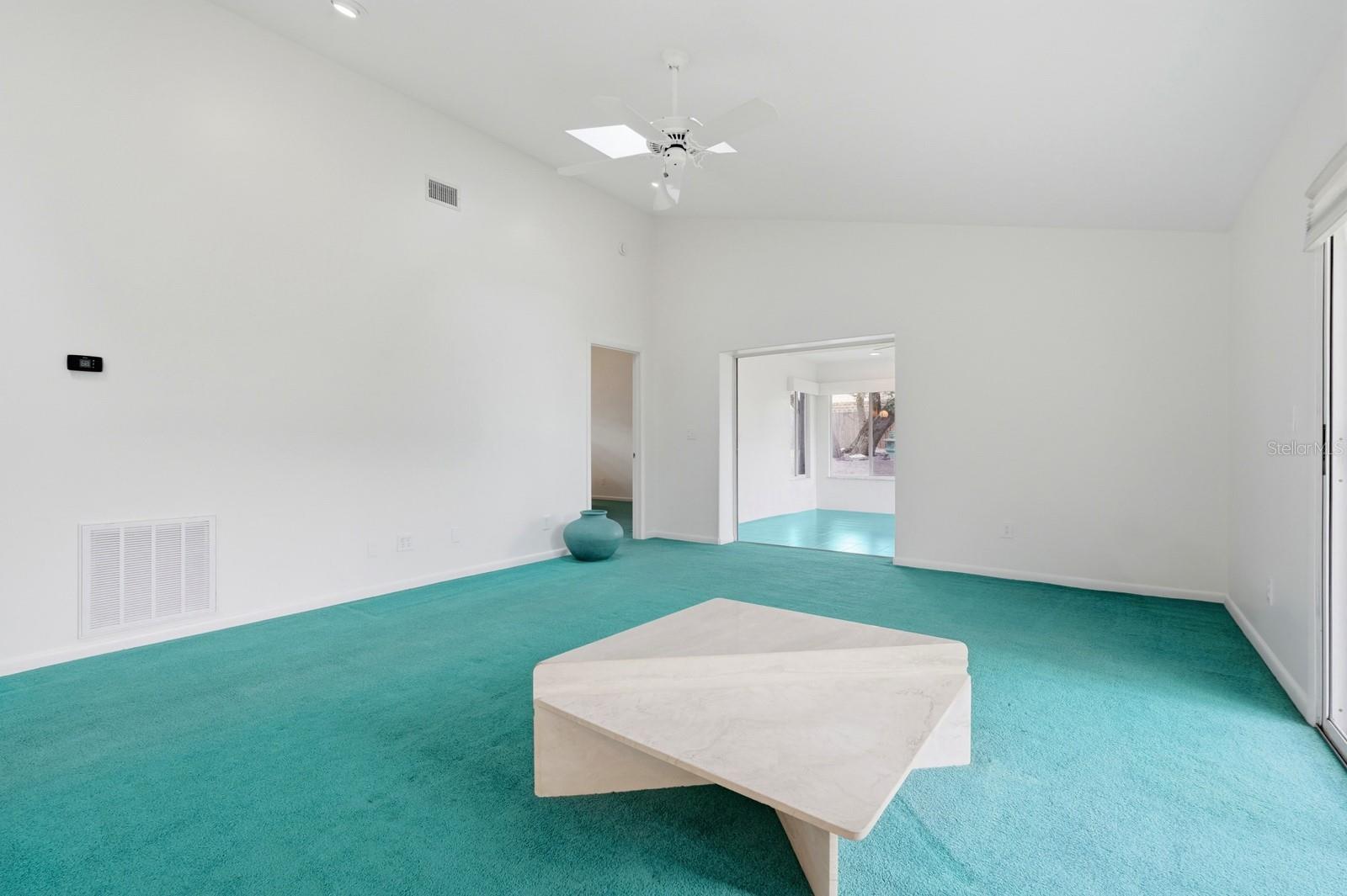 Image 3 of 50 For 4607 Saxon Drive