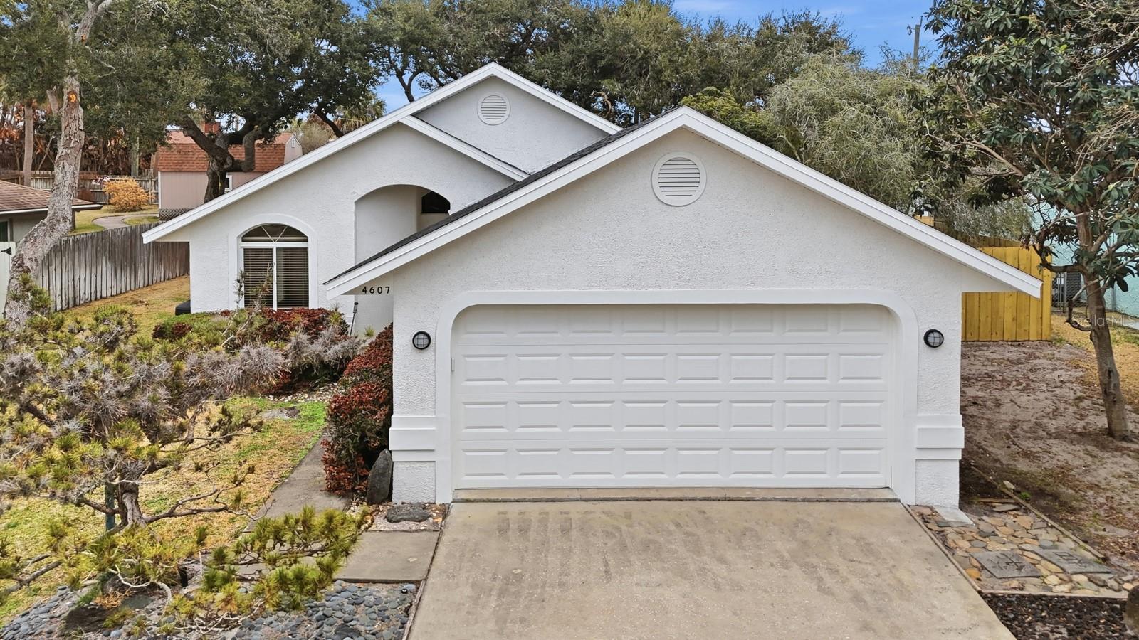 Image 35 of 50 For 4607 Saxon Drive