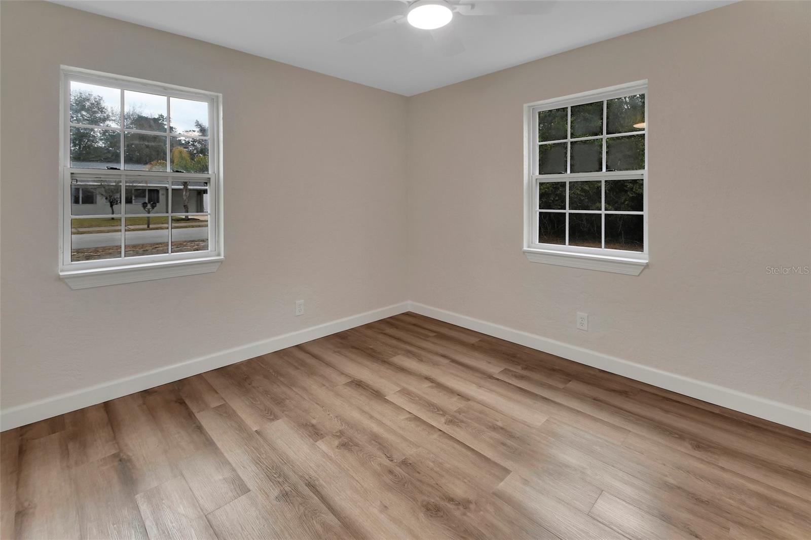 Image 21 of 27 For 218 Lucerne Drive