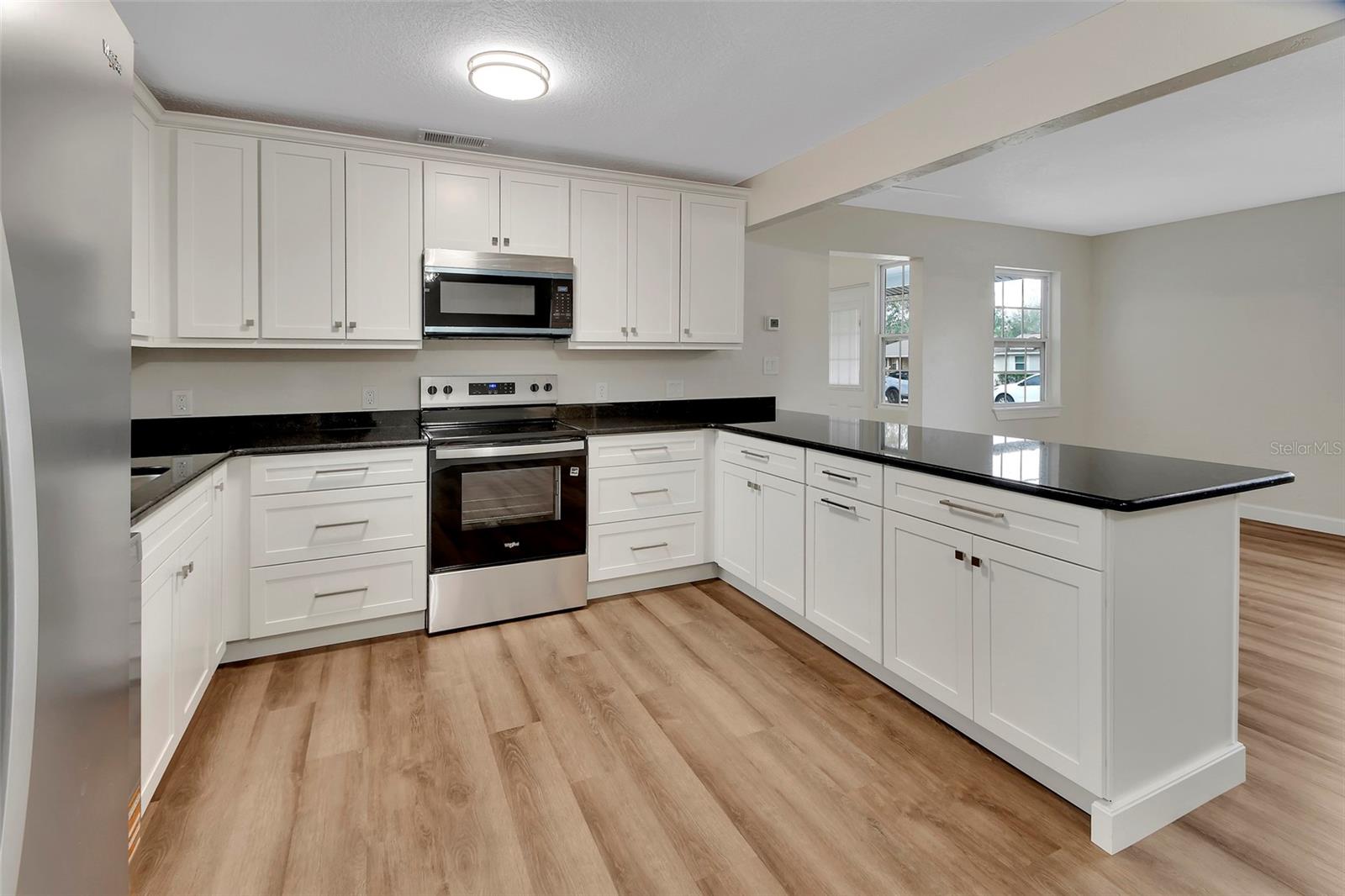 Image 8 of 27 For 218 Lucerne Drive