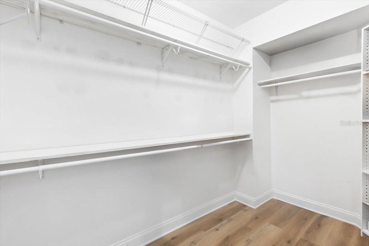 Image 24 of 73 For 231 Riverside Drive 2002