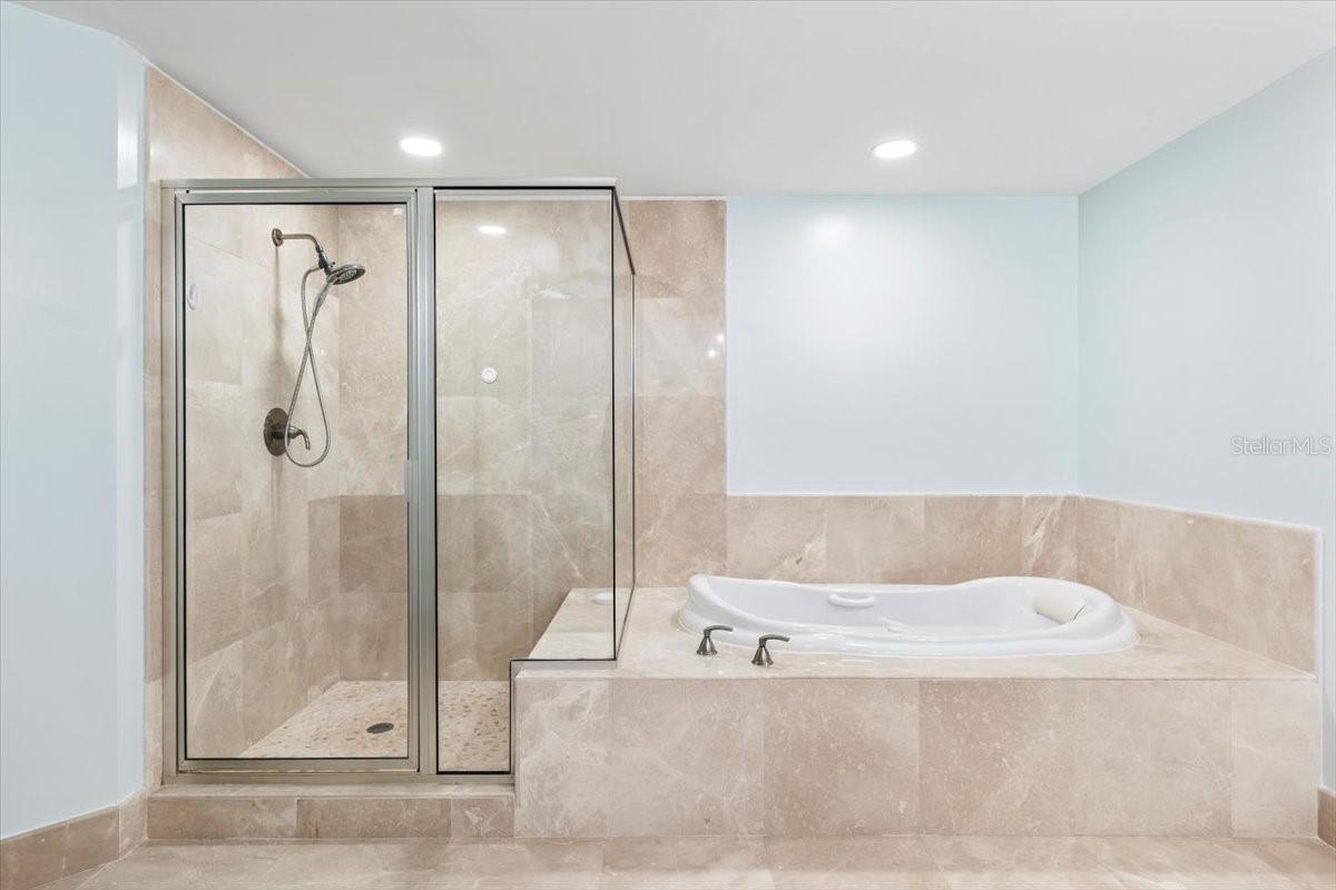 Image 26 of 73 For 231 Riverside Drive 2002