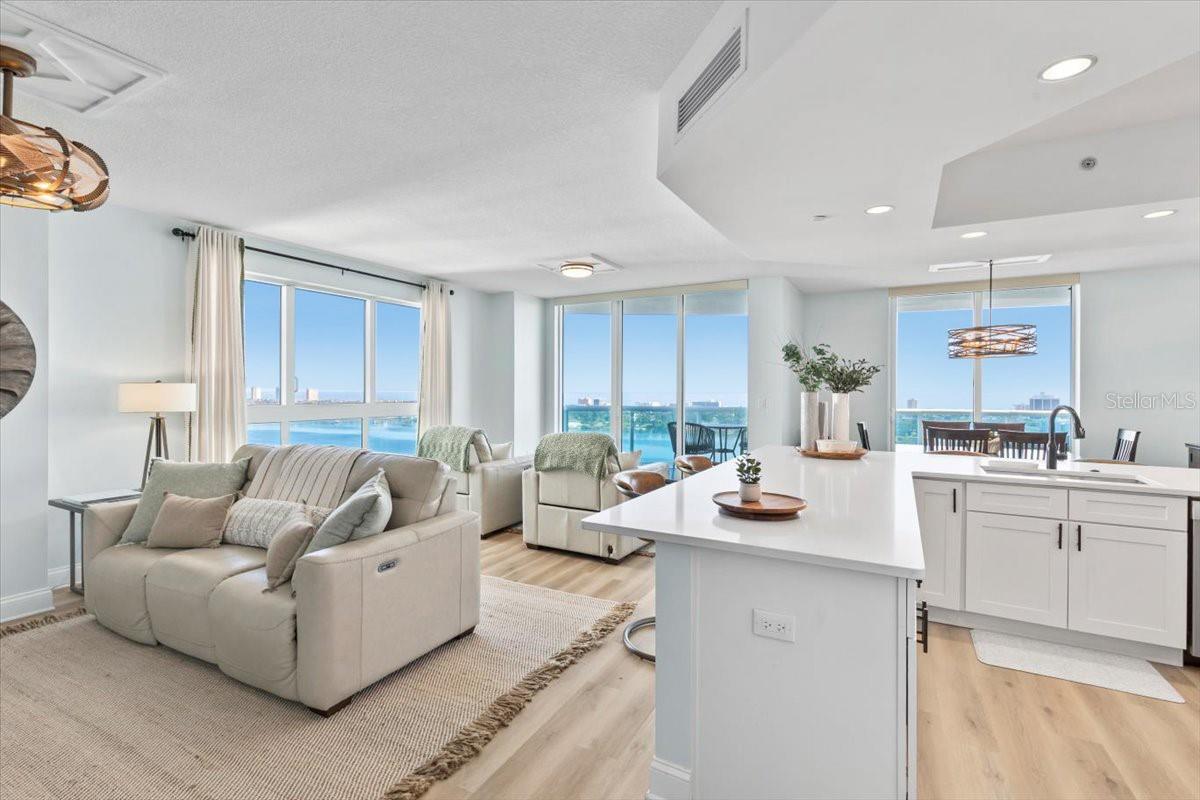 Image 5 of 73 For 231 Riverside Drive 2002