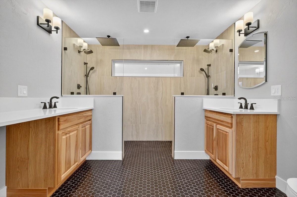 Image 14 of 68 For 720 Pringle Road