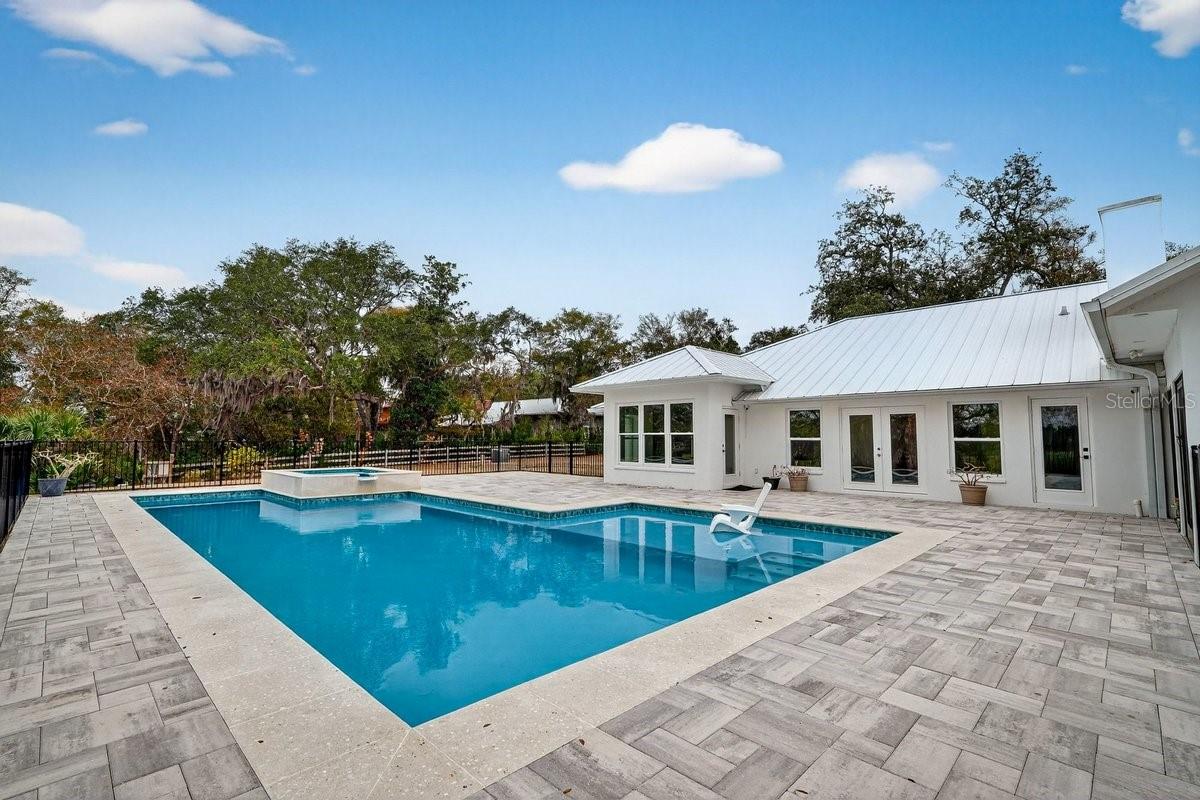 Image 33 of 68 For 720 Pringle Road