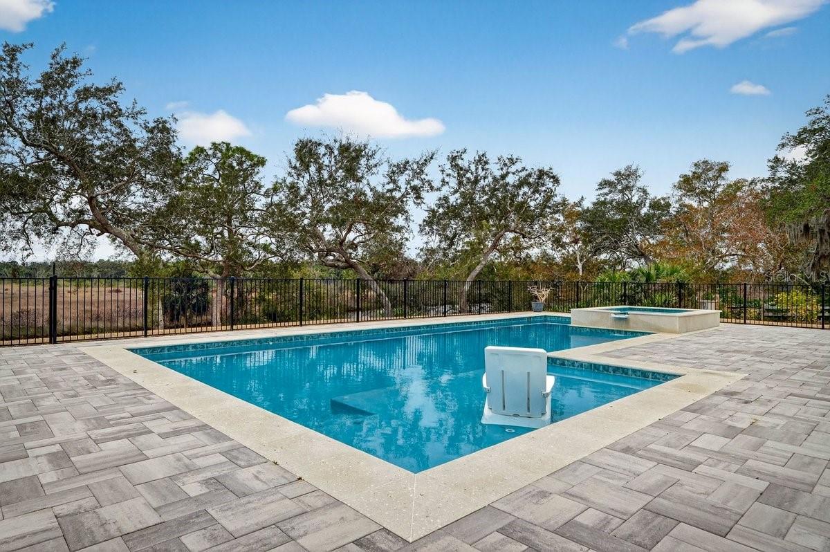 Image 34 of 68 For 720 Pringle Road