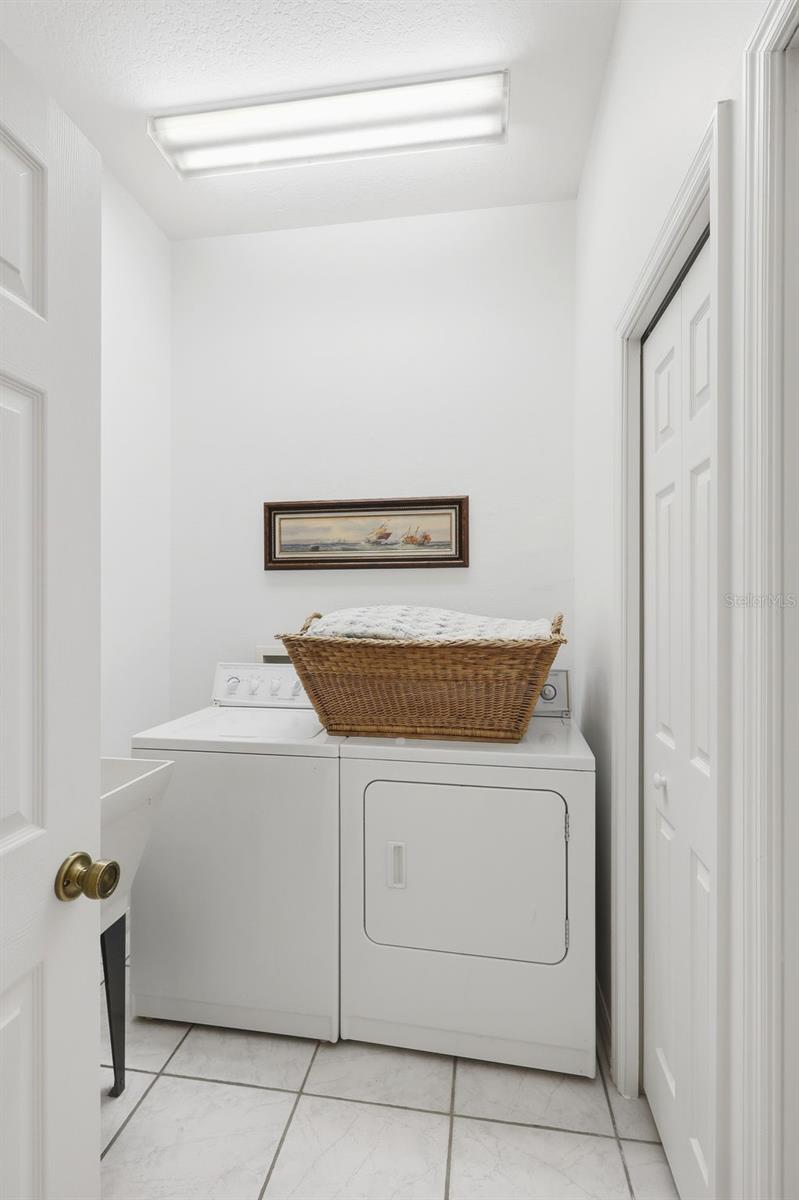 Image 27 of 49 For 6197 Lake Winona Road