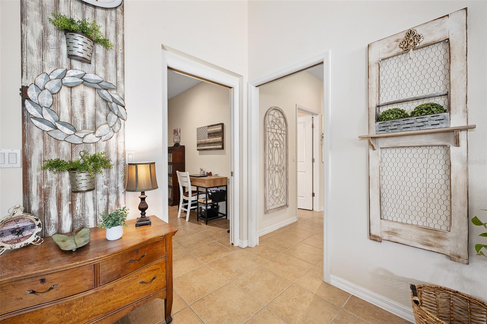 Image 20 of 63 For 372 Chelsea Place Avenue