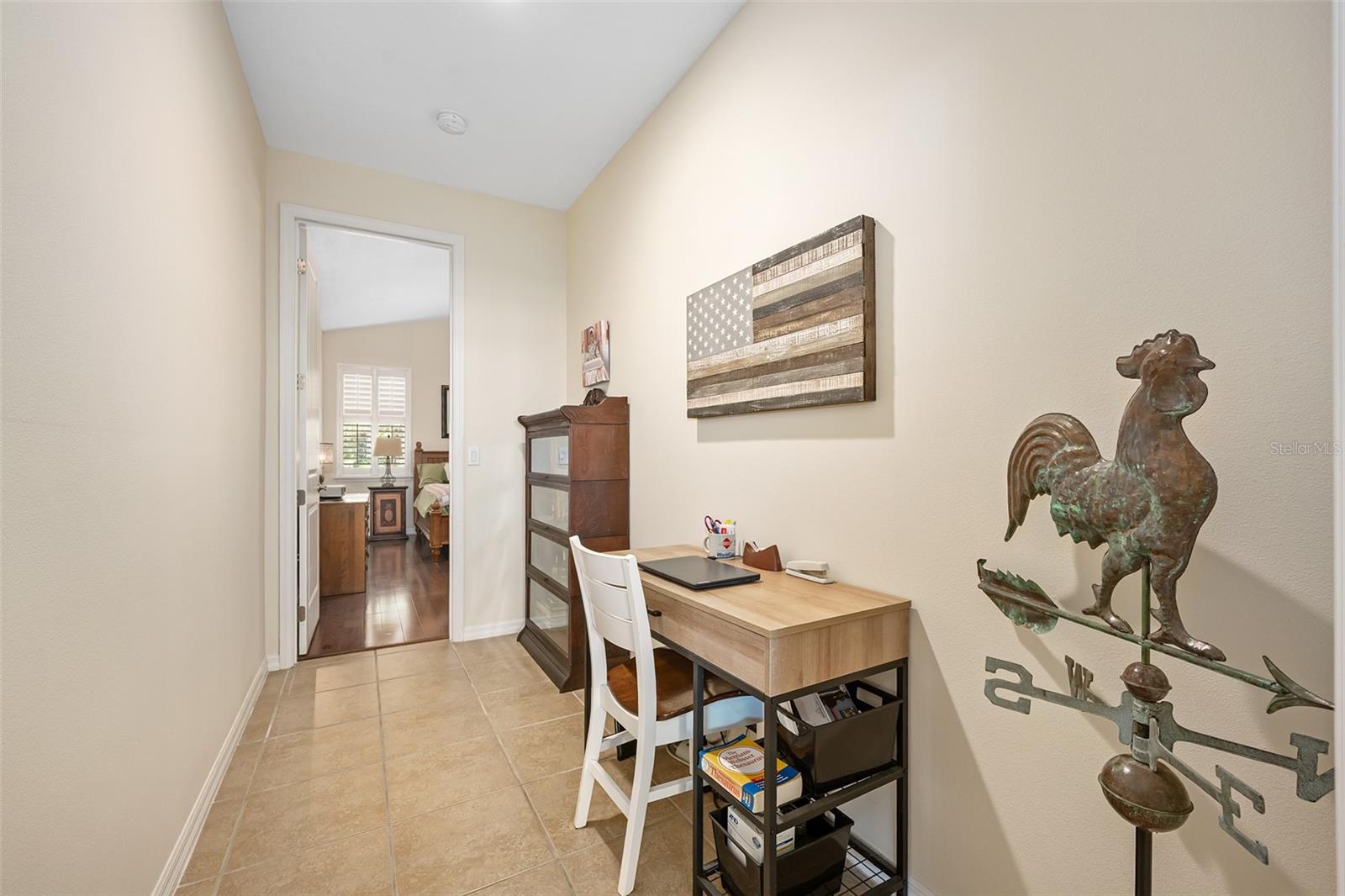 Image 35 of 63 For 372 Chelsea Place Avenue