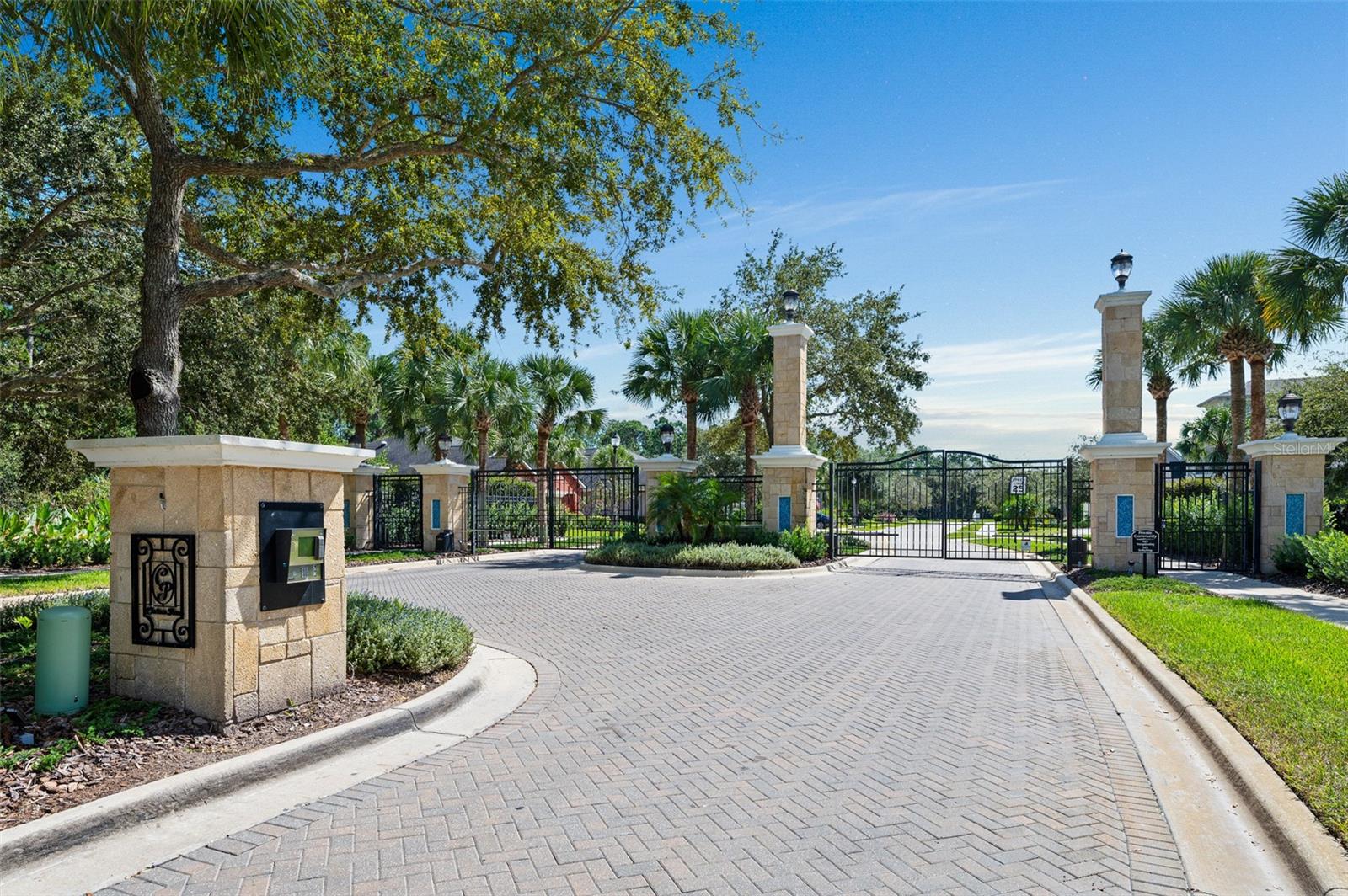 Image 52 of 63 For 372 Chelsea Place Avenue