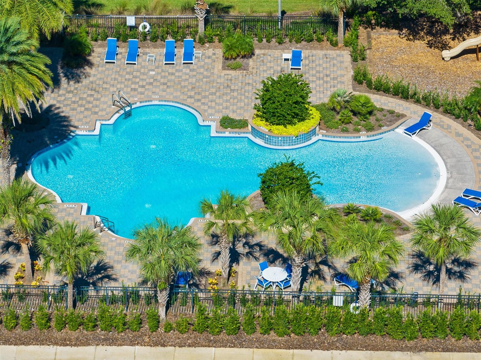 Image 57 of 63 For 372 Chelsea Place Avenue