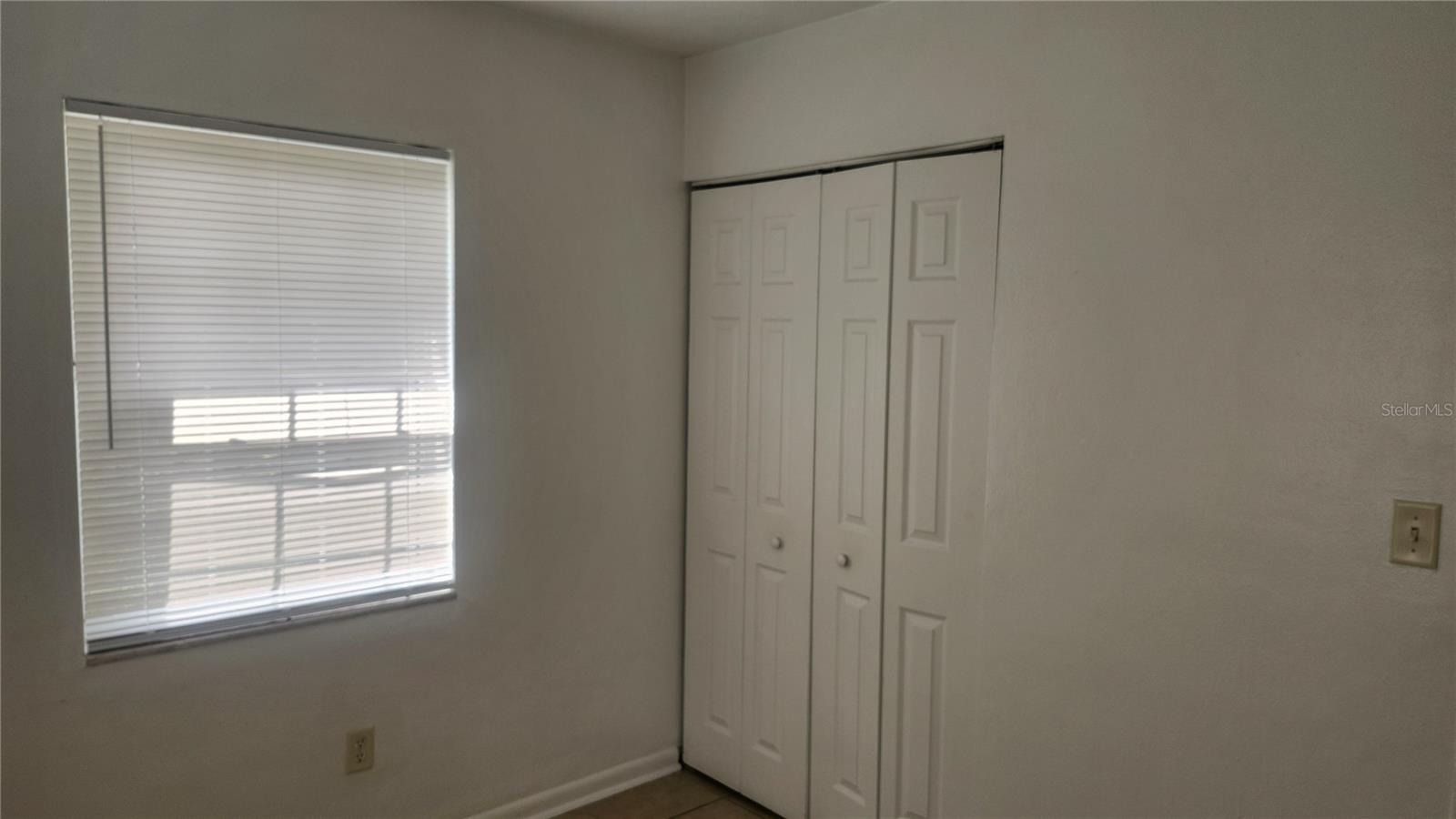 Image 11 of 19 For 1472 Normandy Boulevard