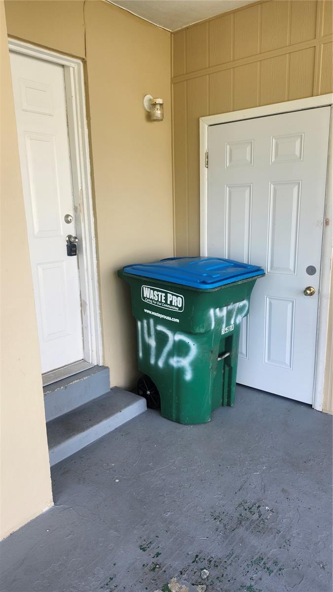 Image 16 of 19 For 1472 Normandy Boulevard