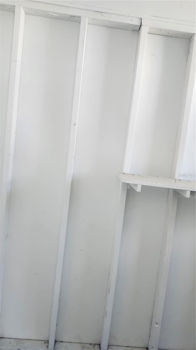 Image 18 of 19 For 1472 Normandy Boulevard