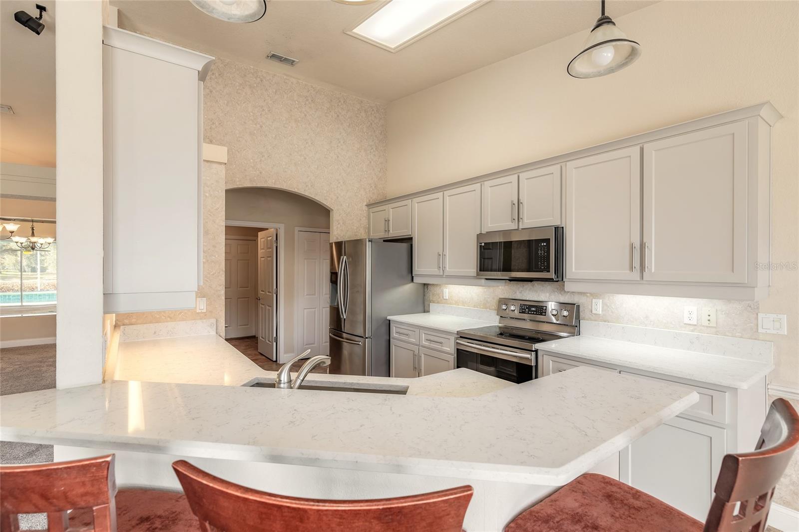 Image 14 of 59 For 516 Nature Creek Lane