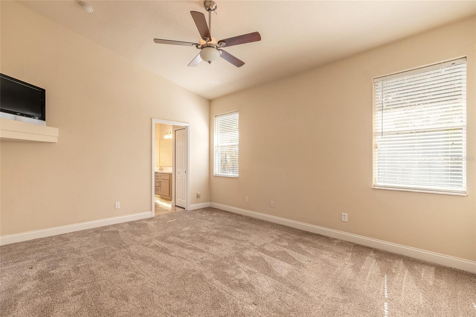 Image 20 of 59 For 516 Nature Creek Lane