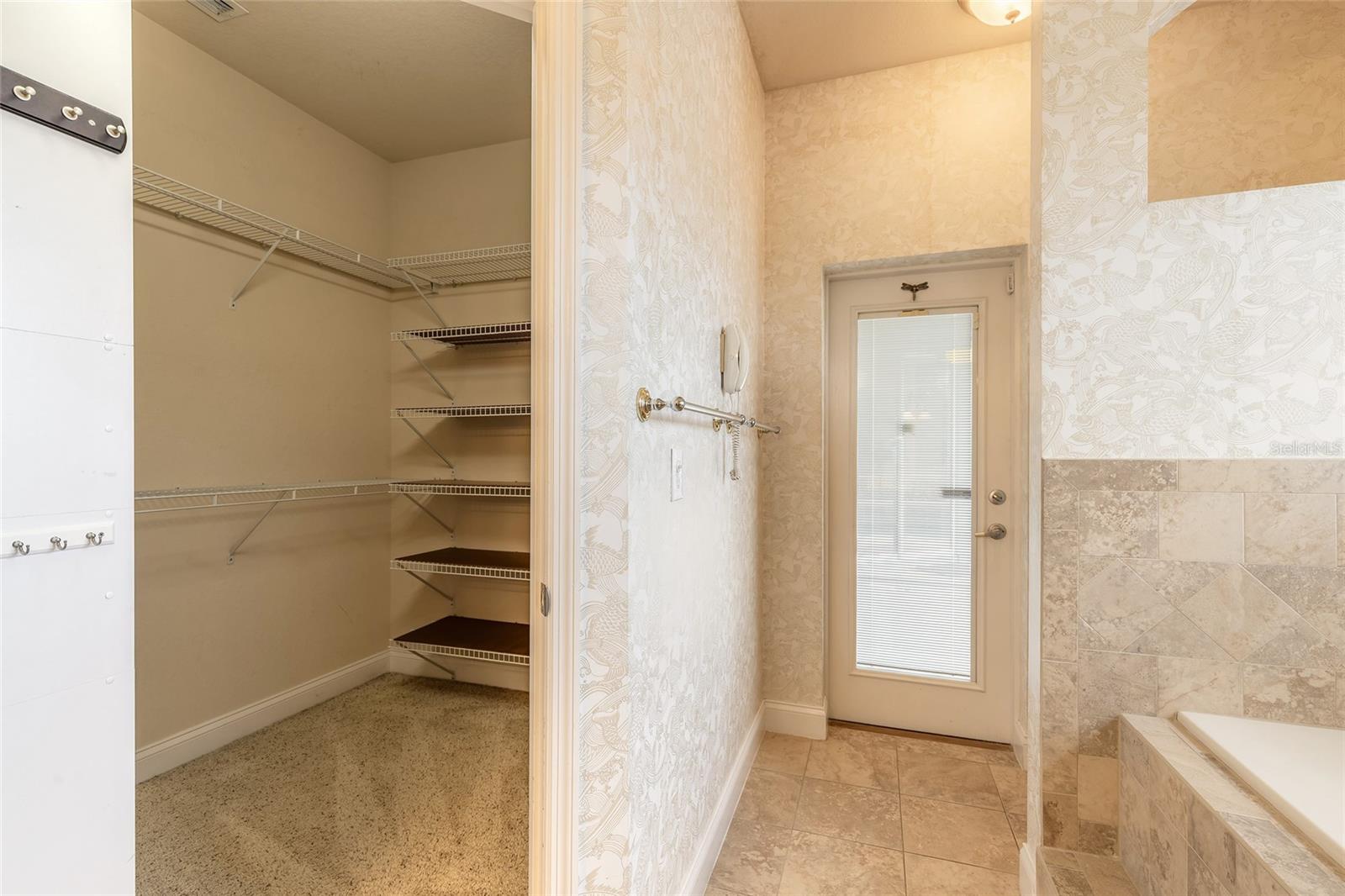 Image 25 of 59 For 516 Nature Creek Lane