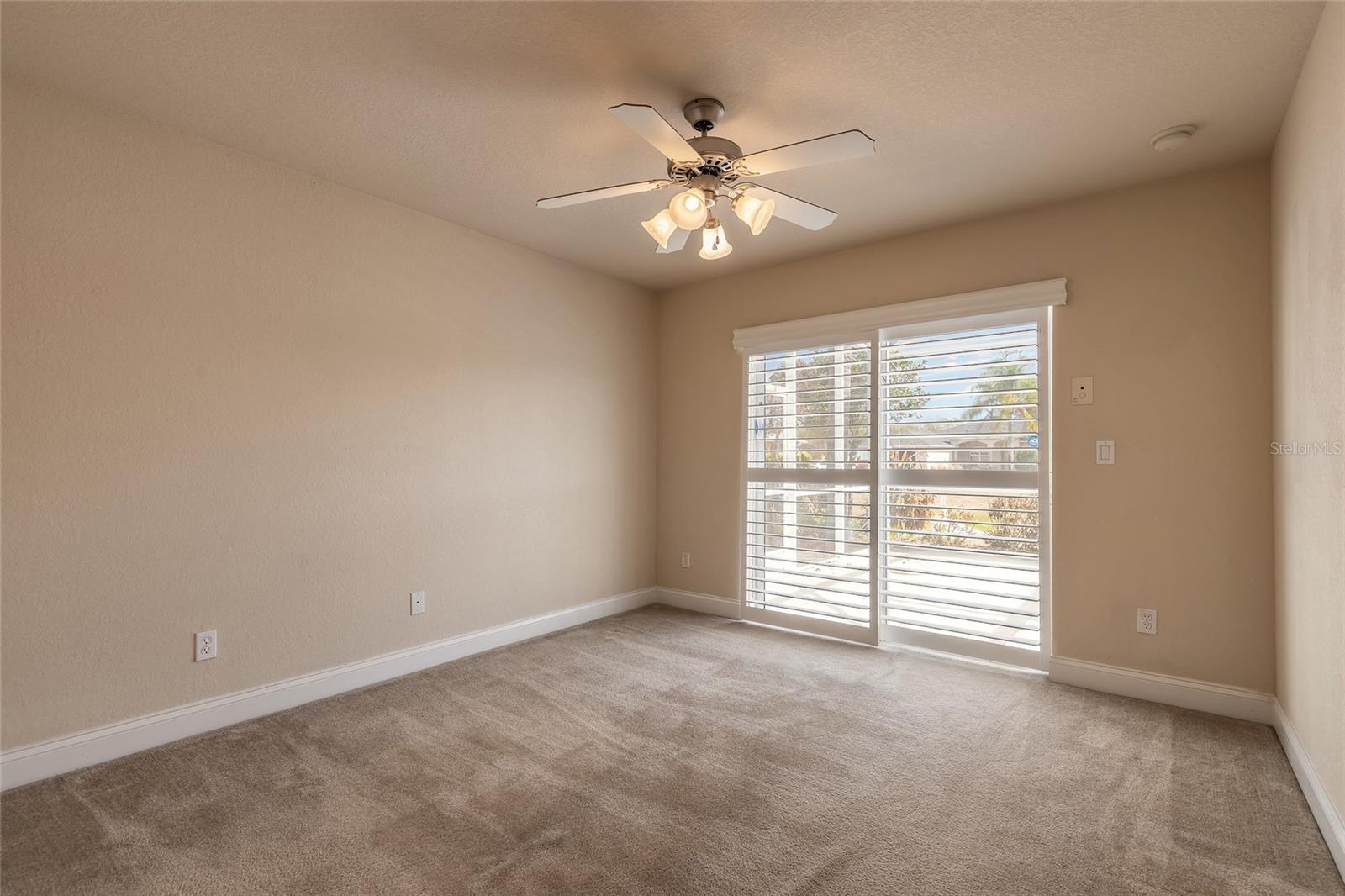 Image 32 of 59 For 516 Nature Creek Lane