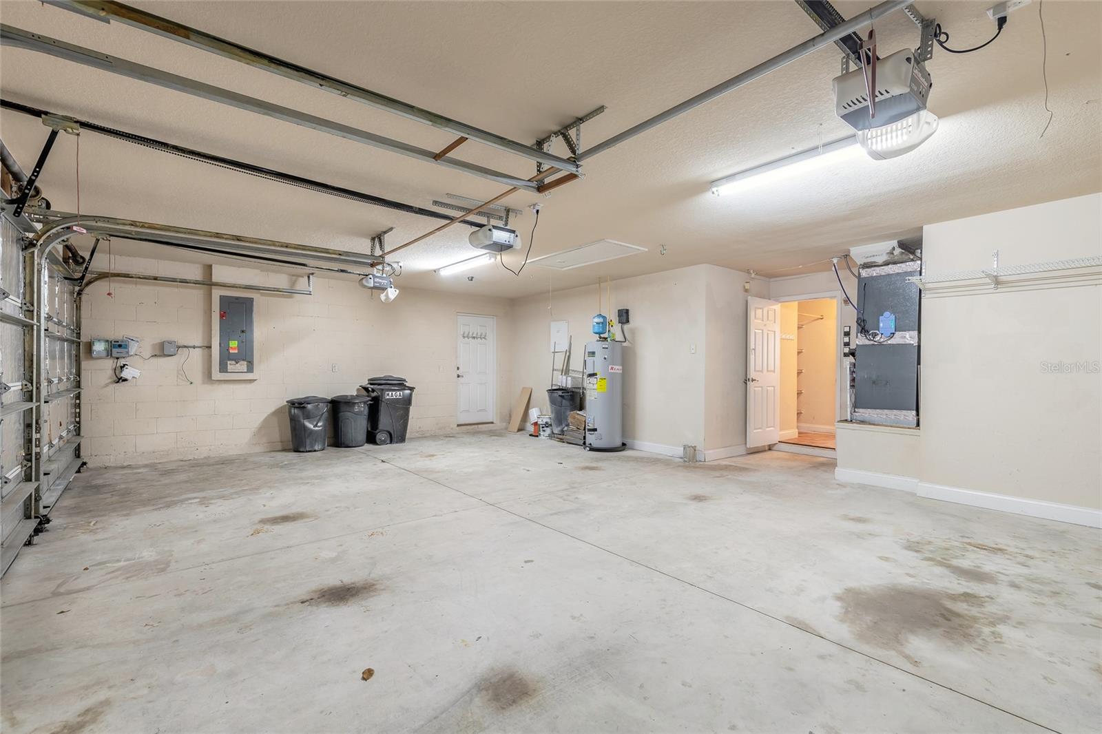 Image 36 of 59 For 516 Nature Creek Lane