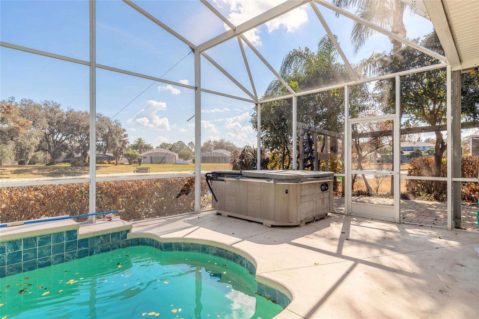 Image 42 of 59 For 516 Nature Creek Lane