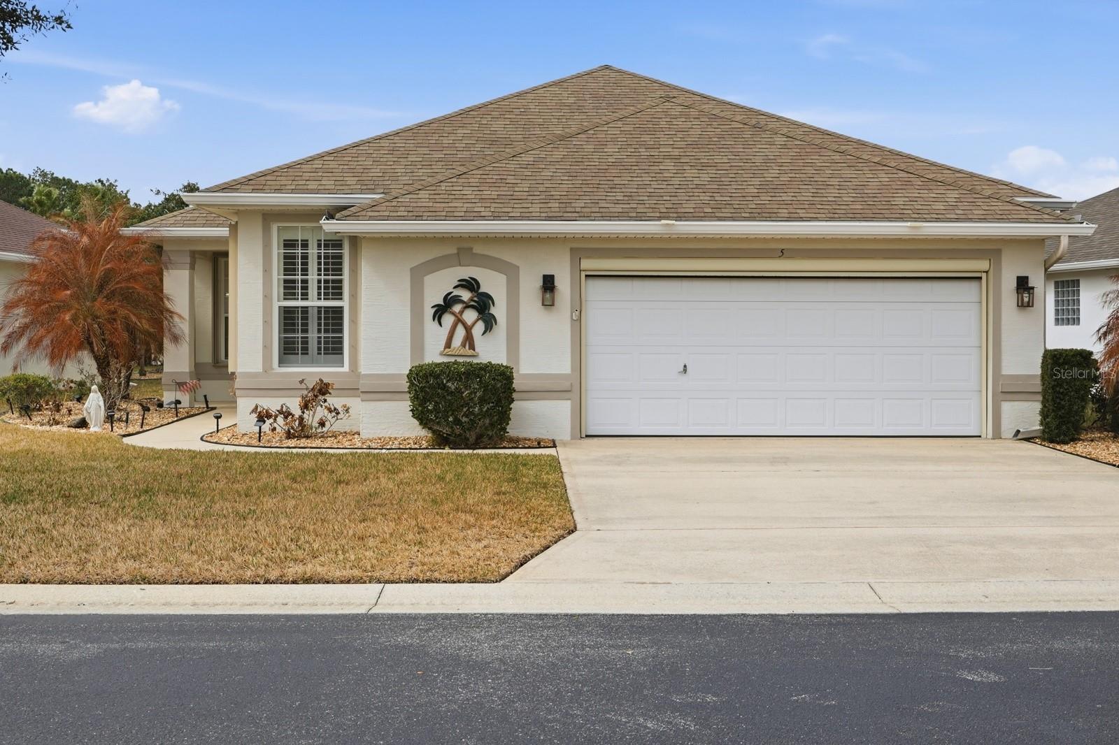 Image 43 of 49 For 5 Royale Lane