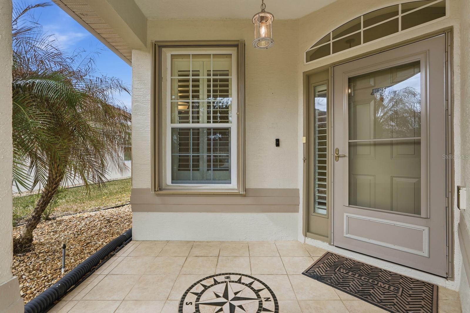 Image 7 of 49 For 5 Royale Lane