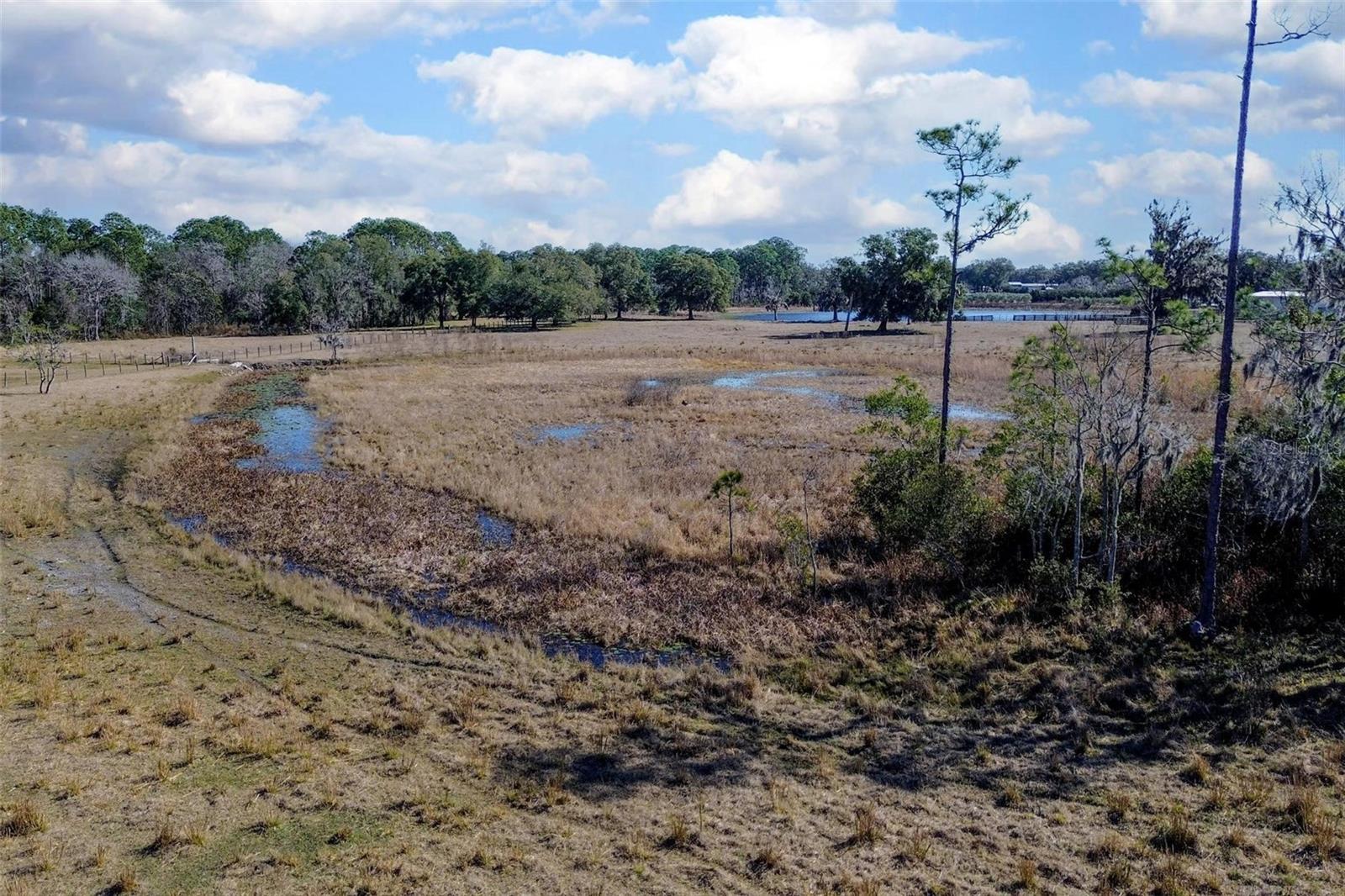 Image 14 of 29 For  Carter Road 