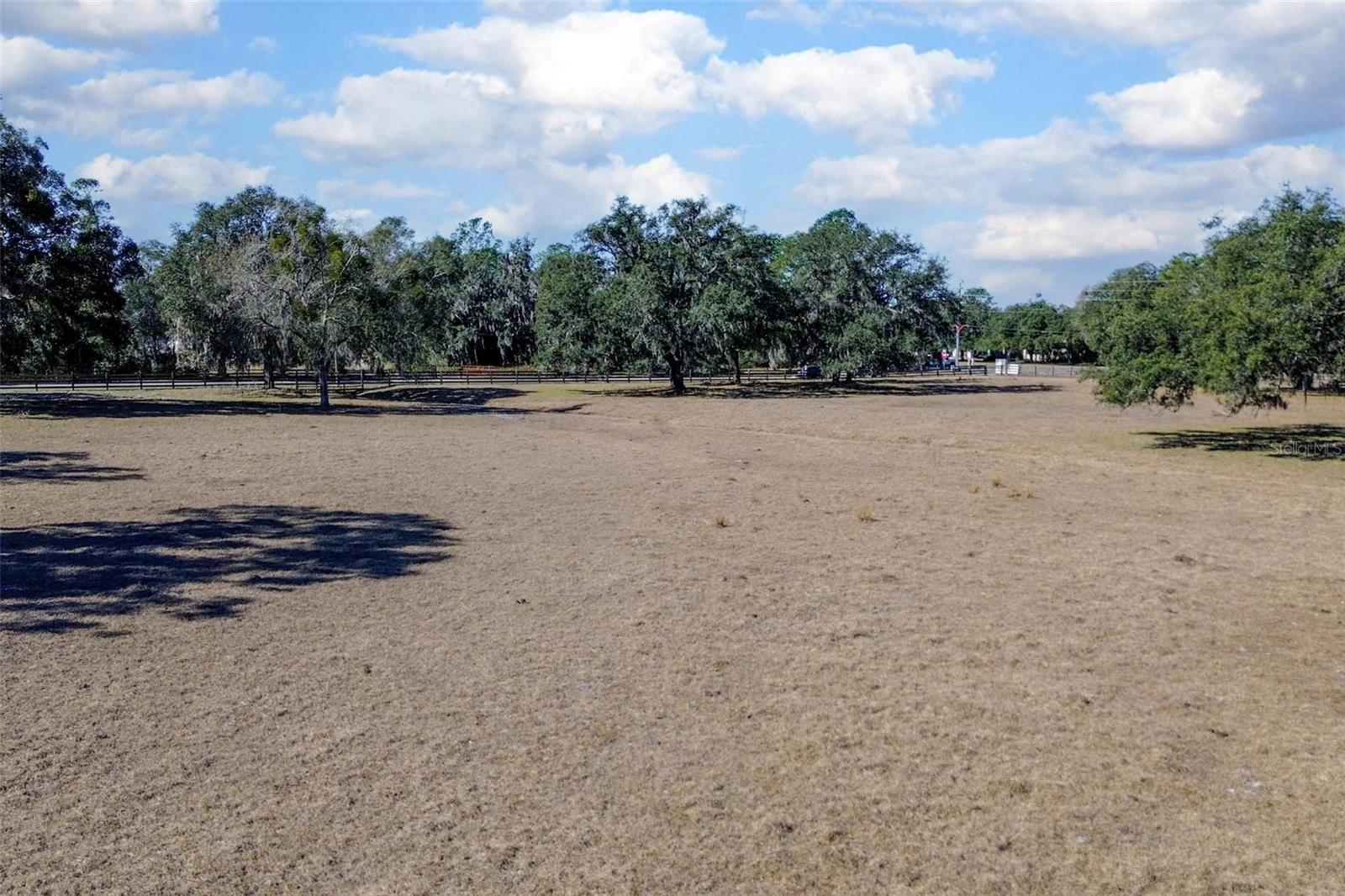 Image 25 of 29 For  Carter Road 