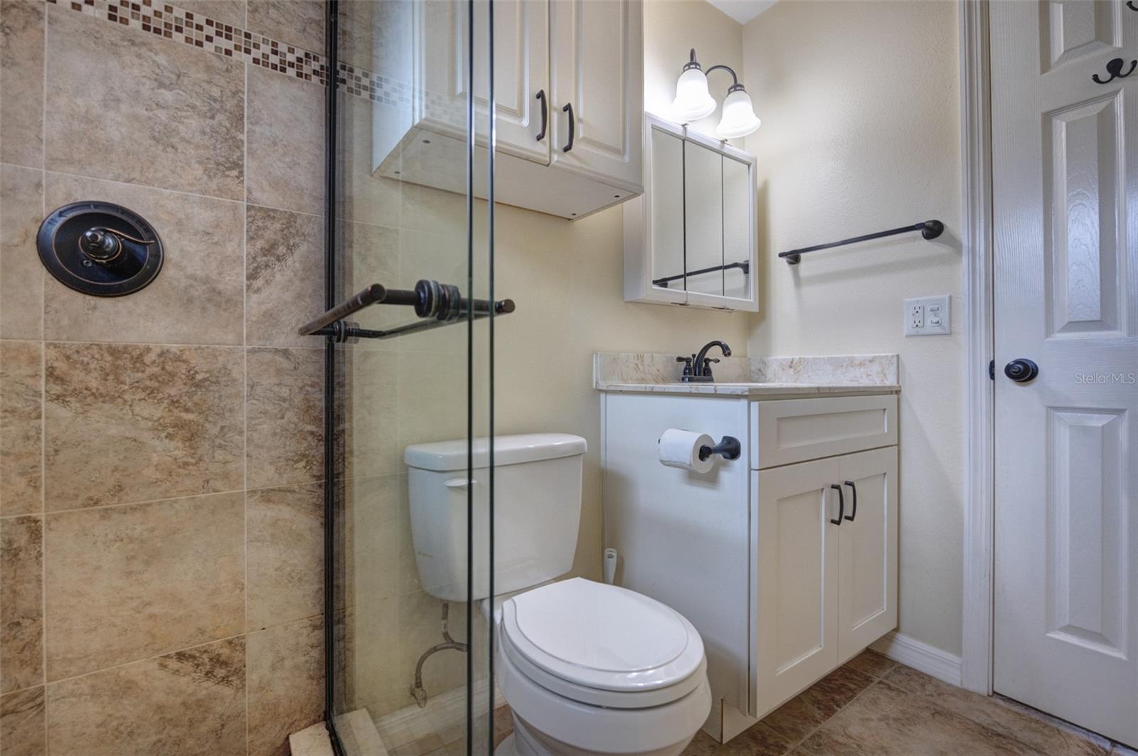 Image 12 of 33 For 846 Tangelo Avenue