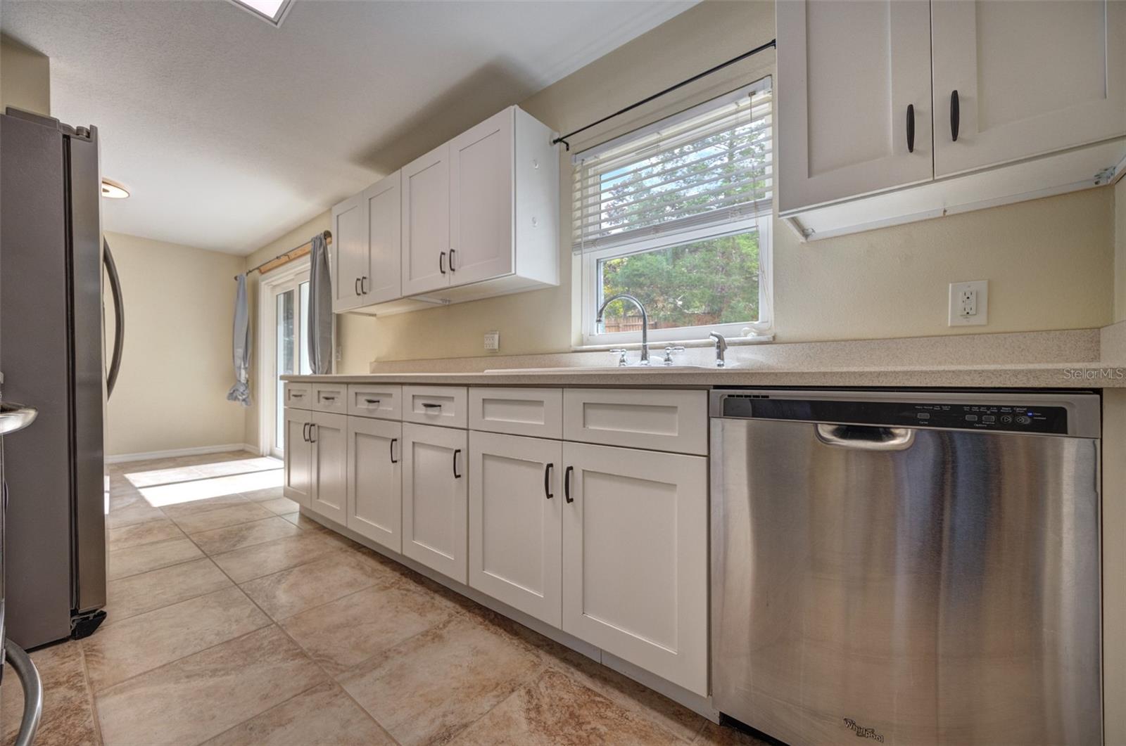 Image 16 of 33 For 846 Tangelo Avenue