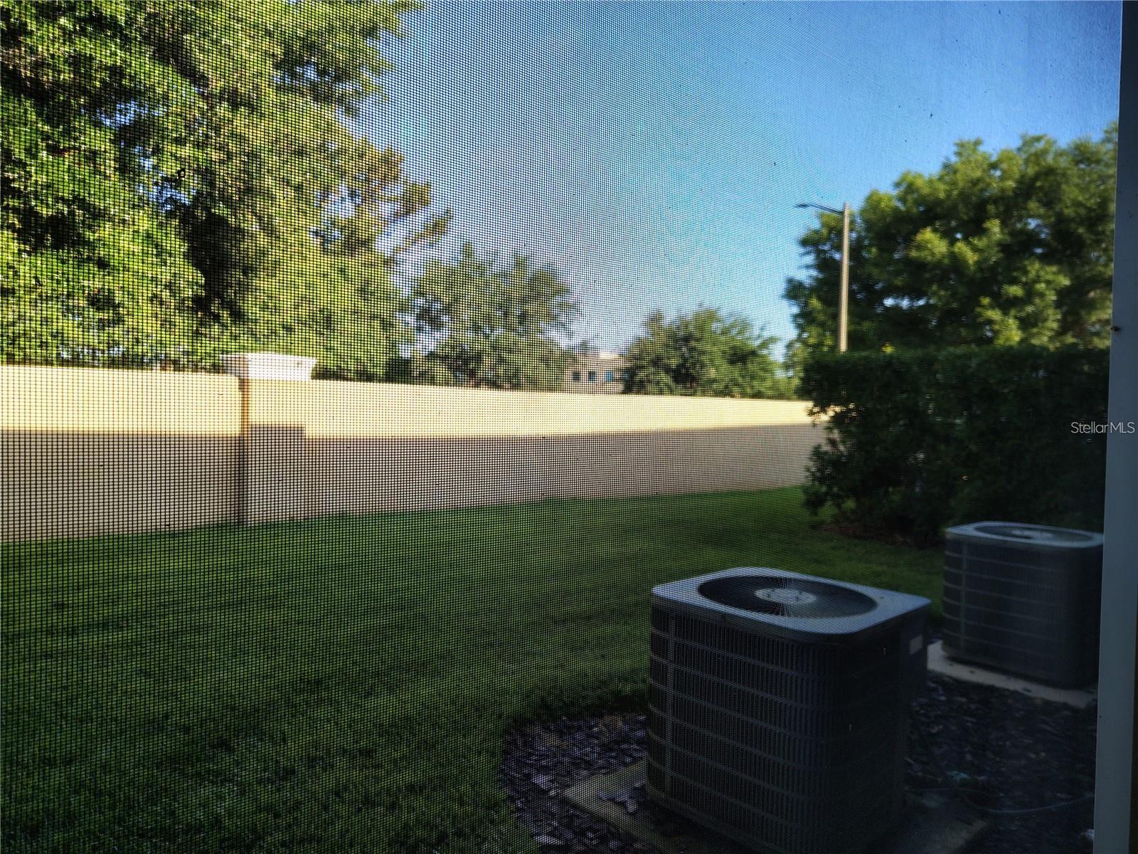 Image 18 of 36 For 6043 Strada Isle Way