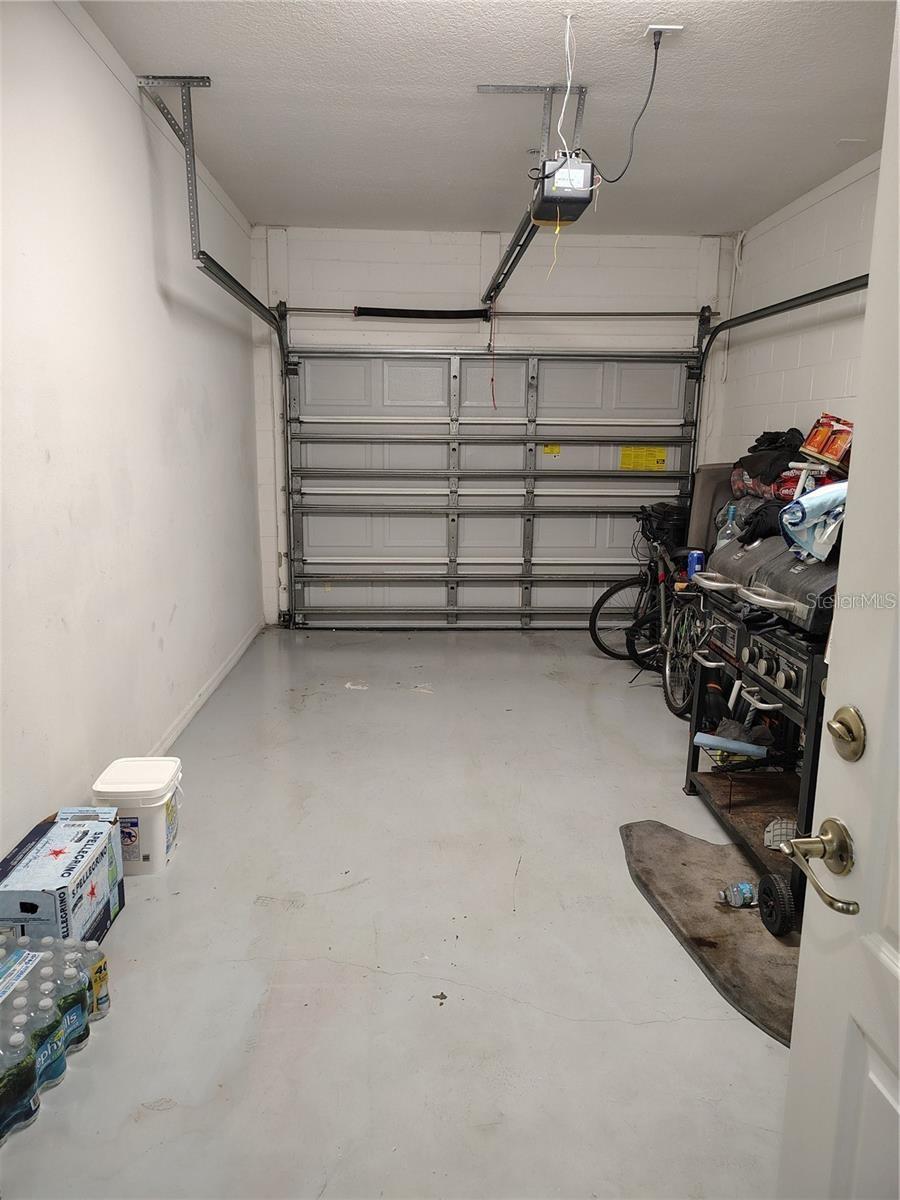 Image 20 of 36 For 6043 Strada Isle Way