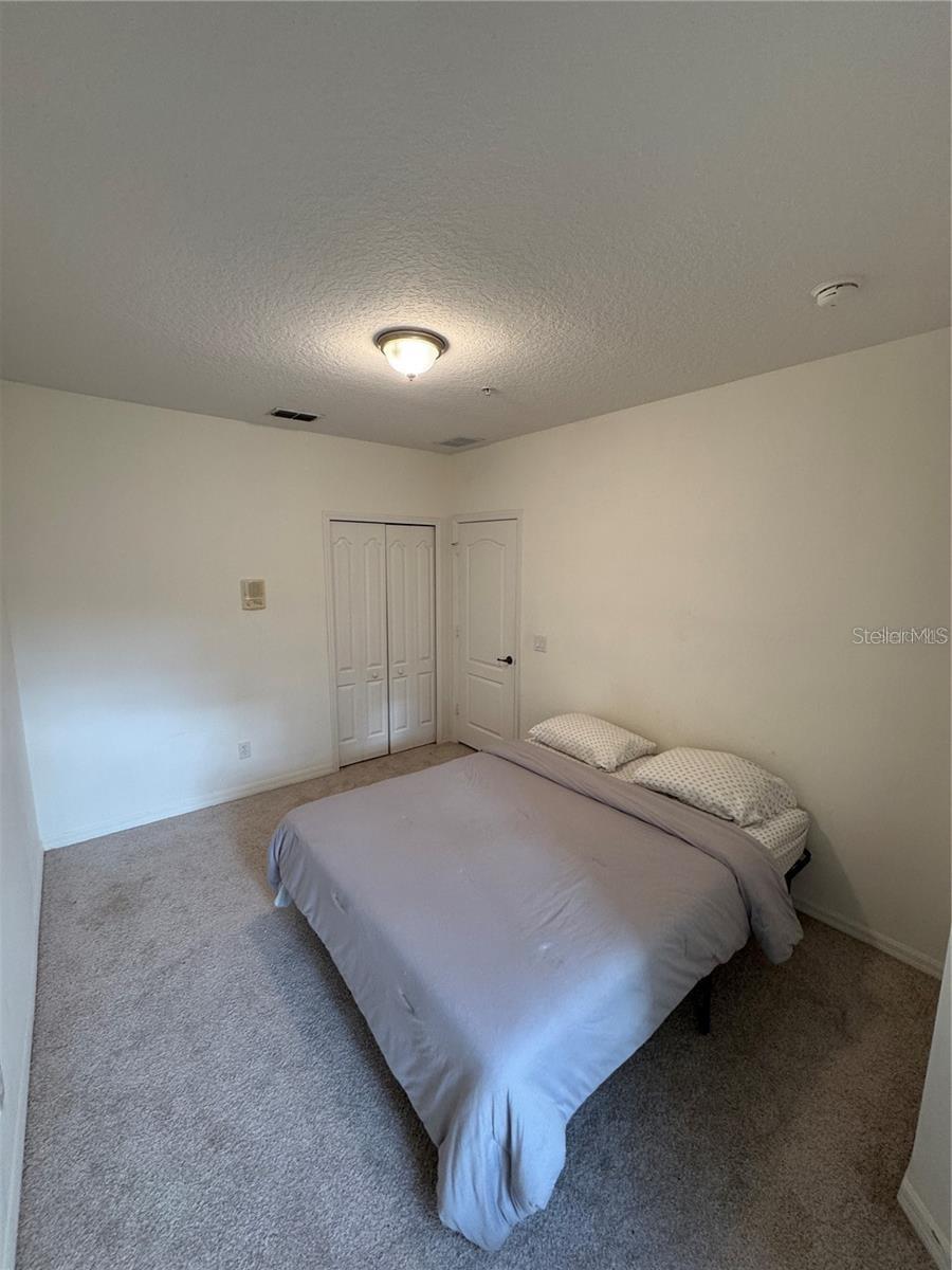 Image 27 of 36 For 6043 Strada Isle Way