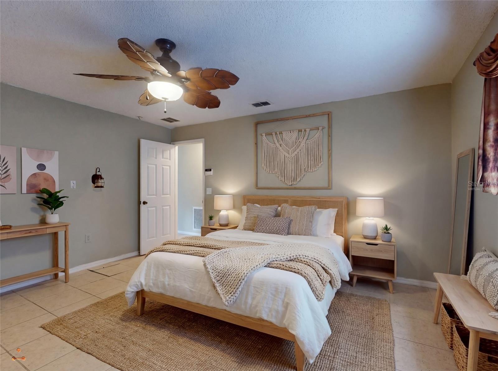 Image 24 of 77 For 1890 15th Street