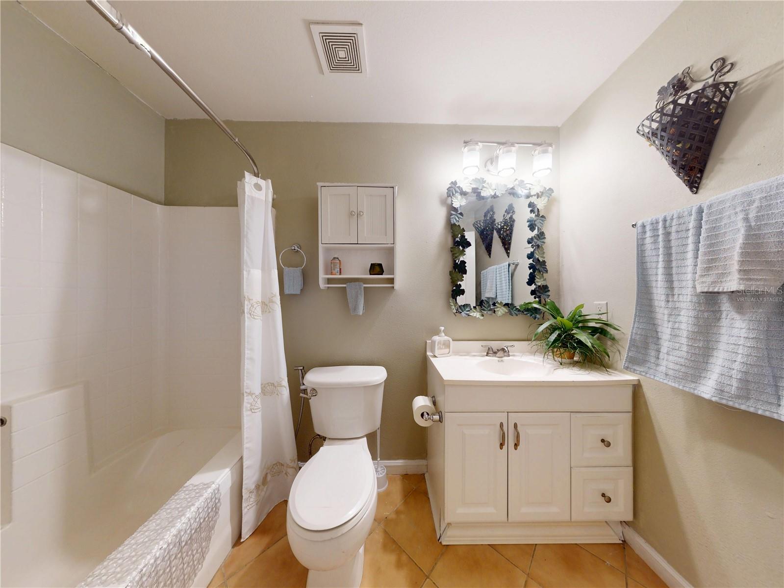 Image 31 of 77 For 1890 15th Street